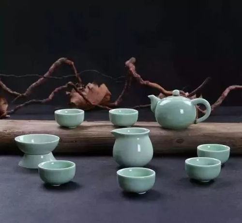 陶瓷与紫砂茶具 各有千秋，何者更佳？
