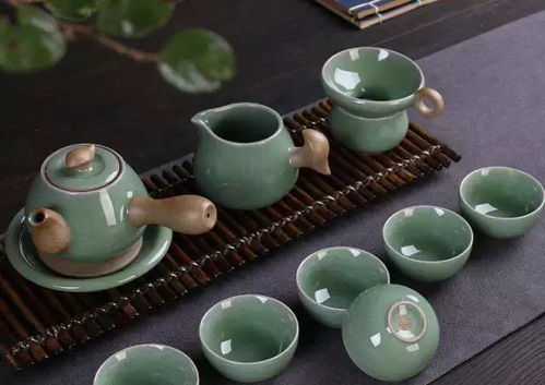 中国茶具的历史奇闻 从古老陶壶到现代茶宠